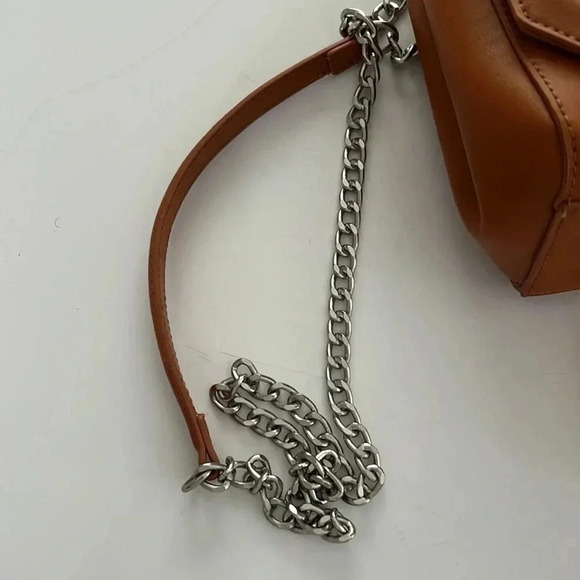 French Connection Crossbody Bag 23 L x 18 H x 8 W golden brown NWOT - Picture 12 of 12